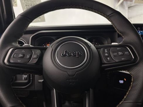 New 2025 Jeep Wrangler Unlimited Rubicon 392 image 16