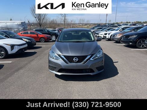 Used 2019 Nissan Sentra S image 2