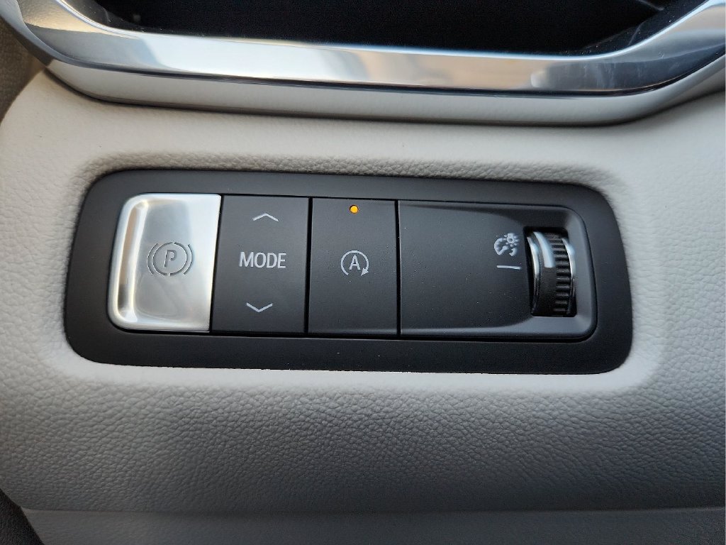 Used 2024 GMC Acadia Denali w/ LPO, Floor Liner Package FWD image 23
