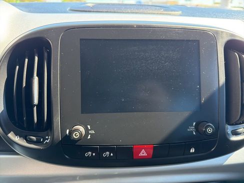 Used 2019 FIAT 500L Pop image 16