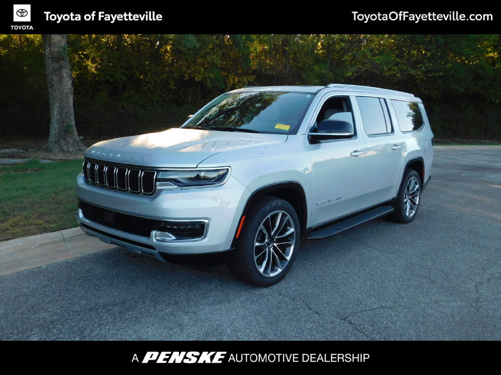 Used 2024 Jeep Wagoneer L Series II w/ Premium Group I AWD/4WD image 1