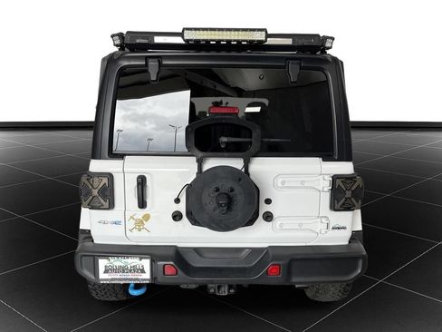 Used 2023 Jeep Wrangler Unlimited Sahara w/ Cold Weather Group AWD/4WD image 4
