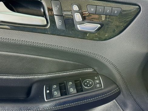 Used 2016 Mercedes-Benz GLE 400 4MATIC image 24