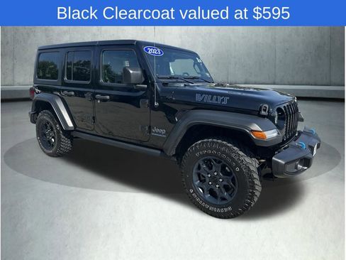 Used 2023 Jeep Wrangler Unlimited w/ Cold Weather Group AWD/4WD image 9