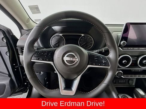 Used 2025 Nissan Sentra SR w/ Midnight Edition FWD image 11