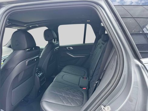 Certified 2025 BMW X5 xDrive40i w/ Parking Assistance Package AWD/4WD image 11
