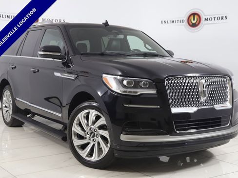 Used 2024 Lincoln Navigator Reserve AWD/4WD image 1