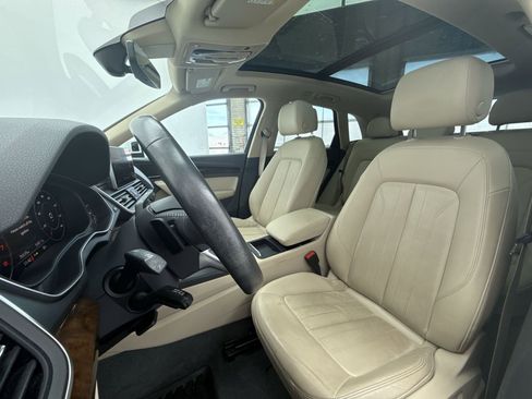 Used 2018 Audi Q5 2.0T Premium Plus w/ Premium Plus Package image 10