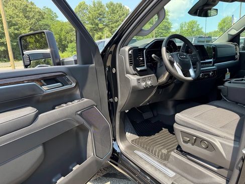 New 2026 GMC Sierra 2500 SLE w/ SLE Convenience Package AWD/4WD image 18