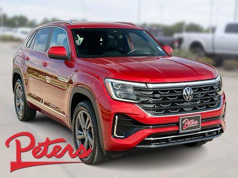 Used 2024 Volkswagen Atlas Cross Sport SEL R-Line image 1