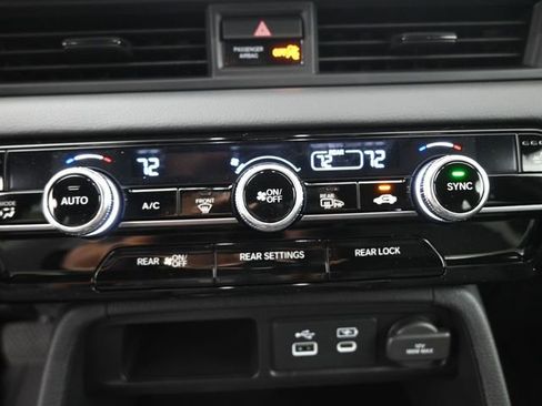 New 2025 Honda Pilot TrailSport image 4