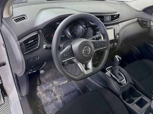 Certified 2020 Nissan Rogue Sport S image 17
