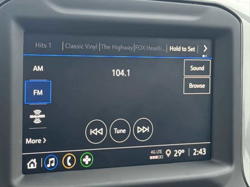 Used 2023 Chevrolet Silverado 1500 Custom image 35