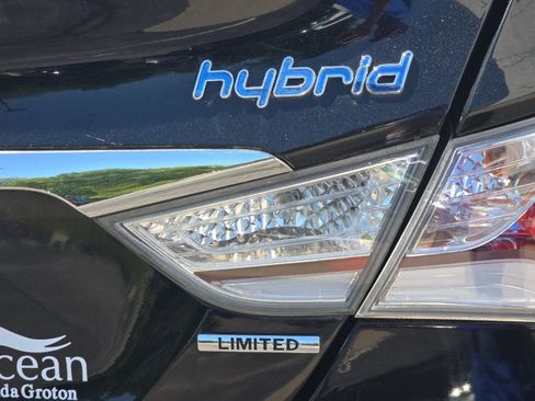 Used 2014 Hyundai Sonata Limited w/ Panoramic Sunroof Package 02 FWD image 27