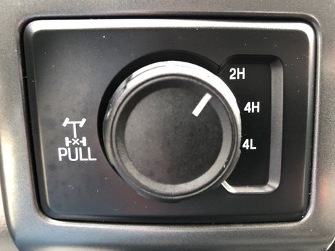 Used 2020 Ford F350 XLT w/ Snow Plow Prep Package image 33