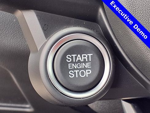 New 2025 Alfa Romeo Giulia Veloce w/ Veloce Package Rwd image 9