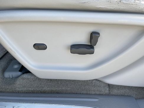 Used 2006 Buick Rainier CXL image 10