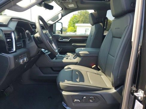 New 2026 GMC Sierra 2500 Denali w/ Denali Reserve Package AWD/4WD image 17