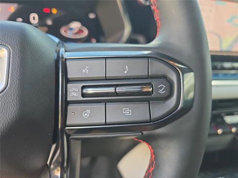 Used 2024 GMC Canyon AT4X AWD/4WD image 23