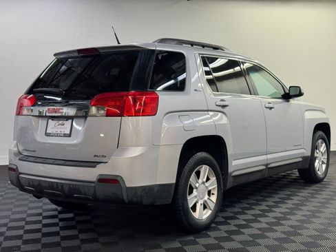 Used 2011 GMC Terrain SLE image 2