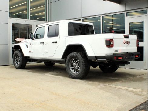 New 2026 Jeep Gladiator Mojave AWD/4WD image 6