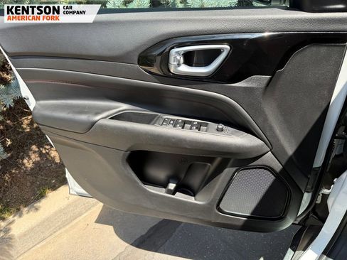 Used 2023 Jeep Compass Trailhawk image 22