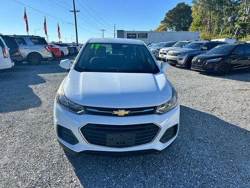Used 2017 Chevrolet Trax LS FWD image 16
