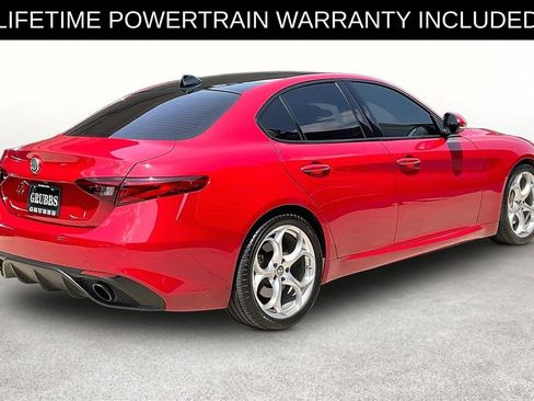 Used 2021 Alfa Romeo Giulia Ti Sport RWD image 2