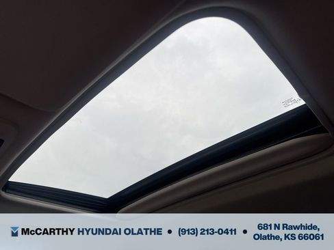 Used 2021 Toyota Sienna XLE w/ XLE Plus Package image 5