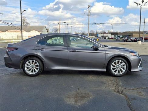 Used 2024 Toyota Camry LE image 31
