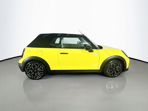 Used 2025 MINI Cooper S FWD image 8
