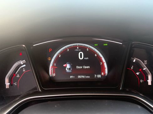 Used 2018 Honda Civic Sport Touring image 15