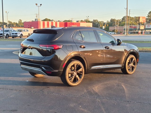 Used 2023 Buick Envision Essence w/ Technology Package I AWD/4WD image 4