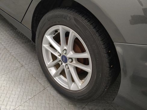 Used 2016 Ford Focus SE FWD image 31