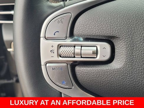 Used 2024 Genesis GV80 3.5T AWD/4WD image 17