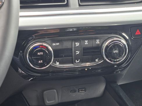 Used 2024 GMC Savana 2500 w/ Driver Convenience Package RWD image 26