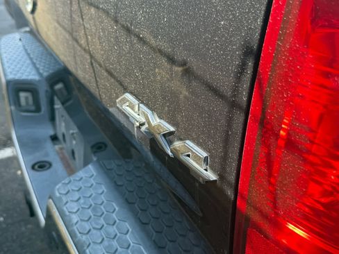 Used 2009 Dodge Ram 1500 Truck SLT w/ Big Horn Regional Pkg image 8