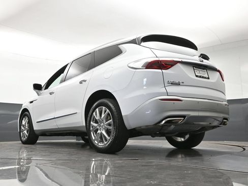 Certified 2024 Buick Enclave Essence w/ Experience Buick Package AWD/4WD image 26