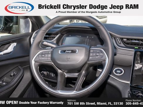 New 2025 Jeep Grand Cherokee Altitude image 22