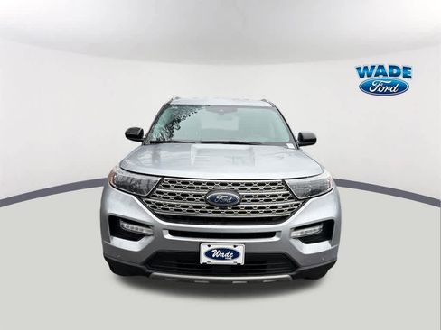 Certified 2023 Ford Explorer Limited image 2