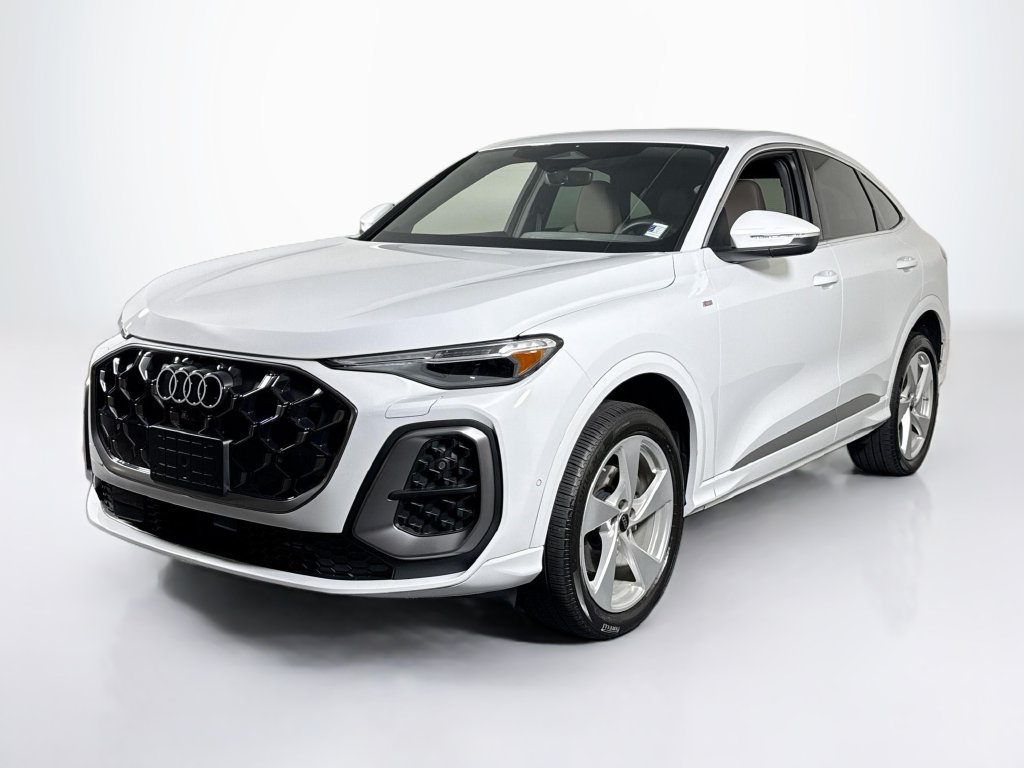 Used 2025 Audi Q5 Premium Plus AWD/4WD image 1