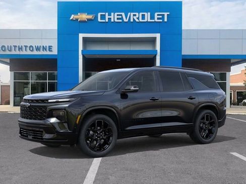 New 2026 Chevrolet Traverse RS image 2