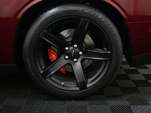 Used 2017 Dodge Challenger SRT Hellcat image 34