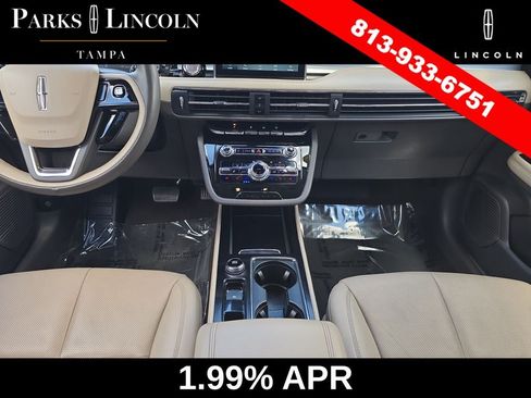 Used 2022 Lincoln Corsair FWD w/ Premium Package image 13