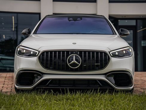 Used 2024 Mercedes-Benz S 63 AMG S image 8