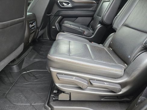 Used 2021 Chevrolet Tahoe High Country w/ Premium Package AWD/4WD image 33