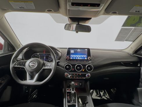 Used 2024 Nissan Sentra SV FWD image 30
