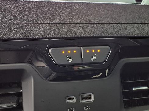 Certified 2024 GMC Sierra 1500 AT4X image 33