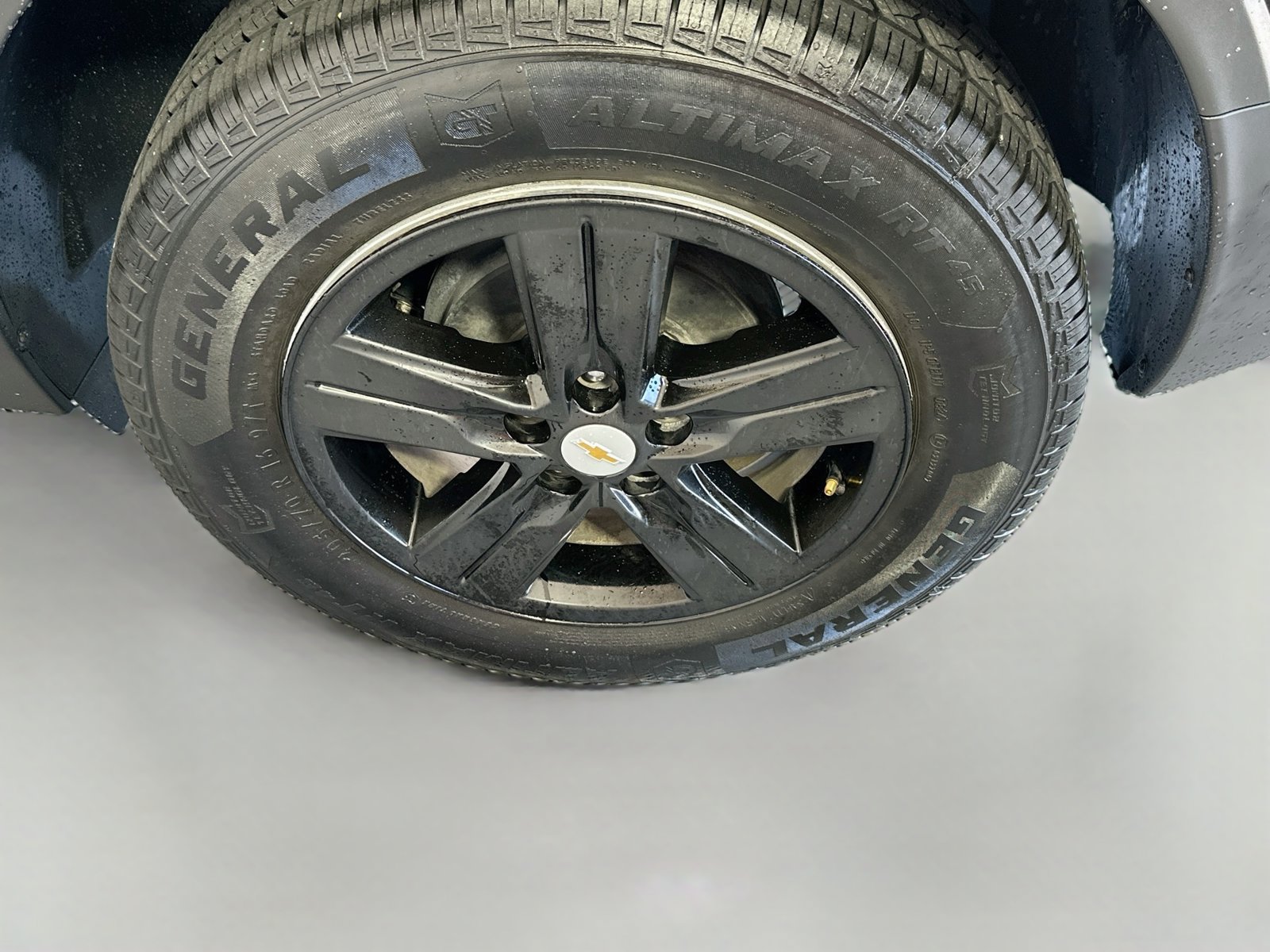 Used 2020 Chevrolet Trax LS w/ Tint and Cruise Package FWD image 28