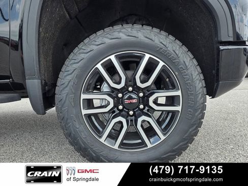 Used 2022 GMC Sierra 1500 AT4 w/ AT4 Premium Package AWD/4WD image 31